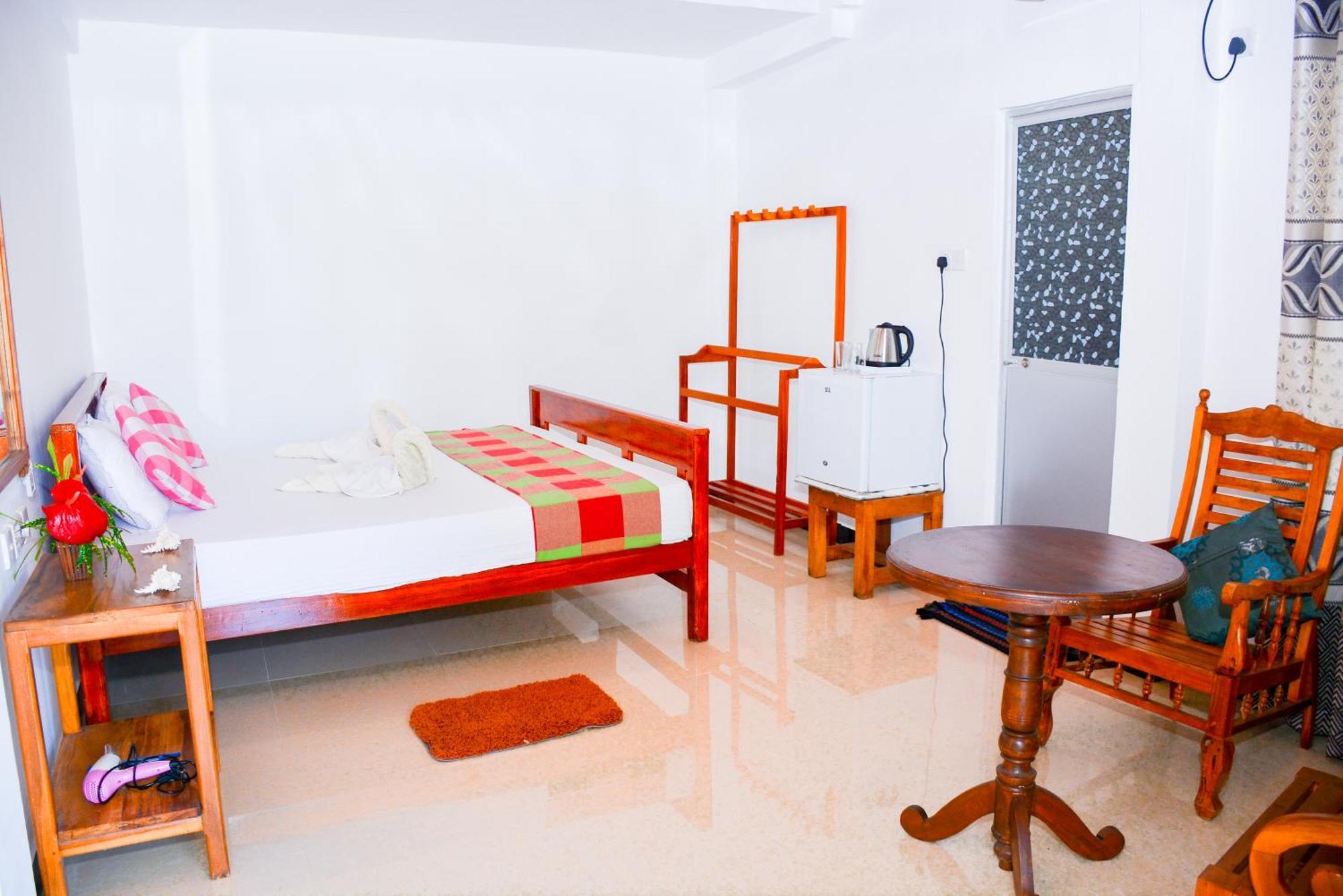 Turtle Paradise Tangalle Exterior photo