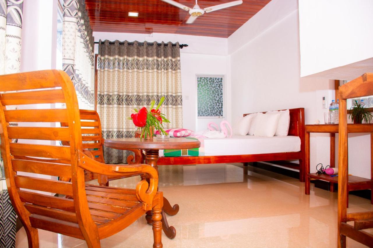 Turtle Paradise Tangalle Exterior photo