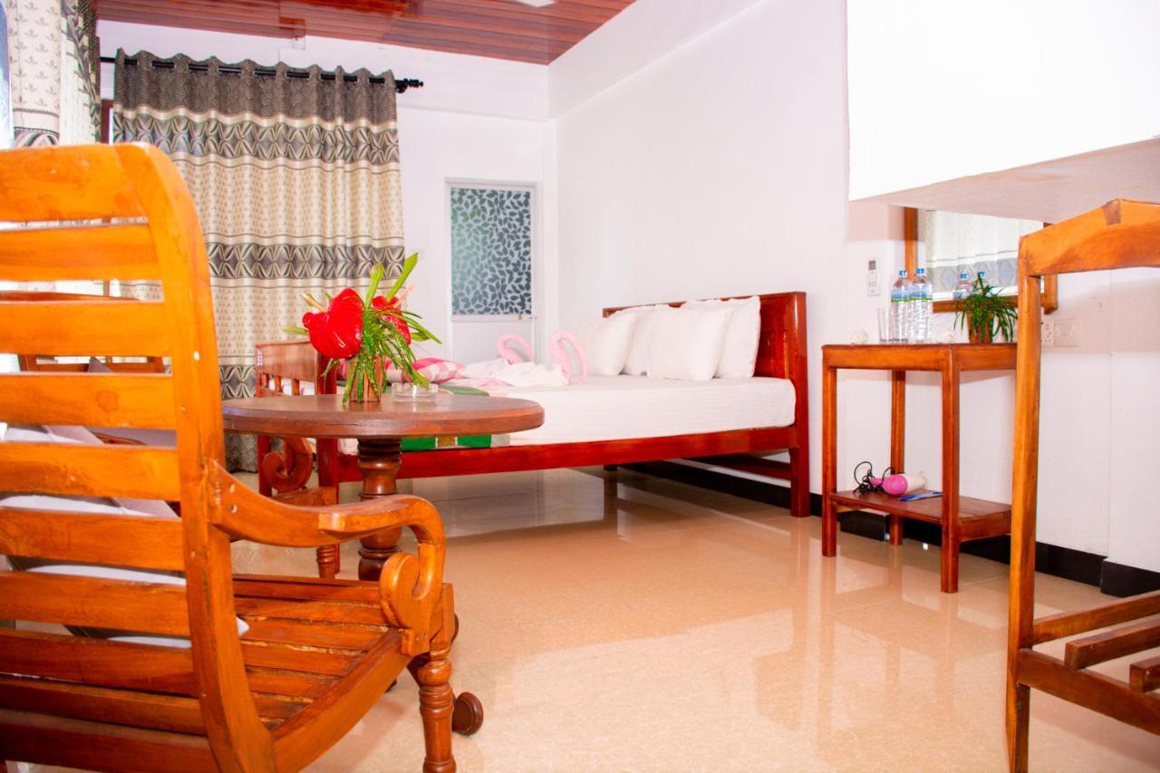 Turtle Paradise Tangalle Exterior photo